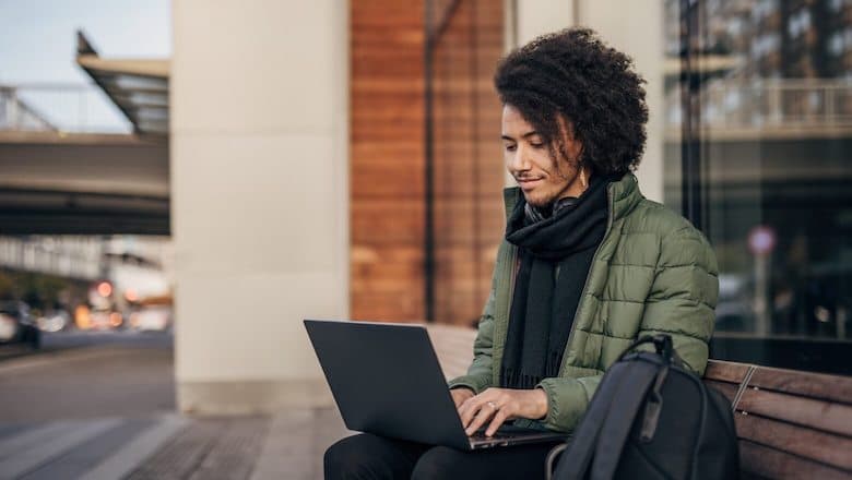 SoFi's Operational Hurdles: Negative Cash Flow and EBIT Margins Flag Performance Constraints