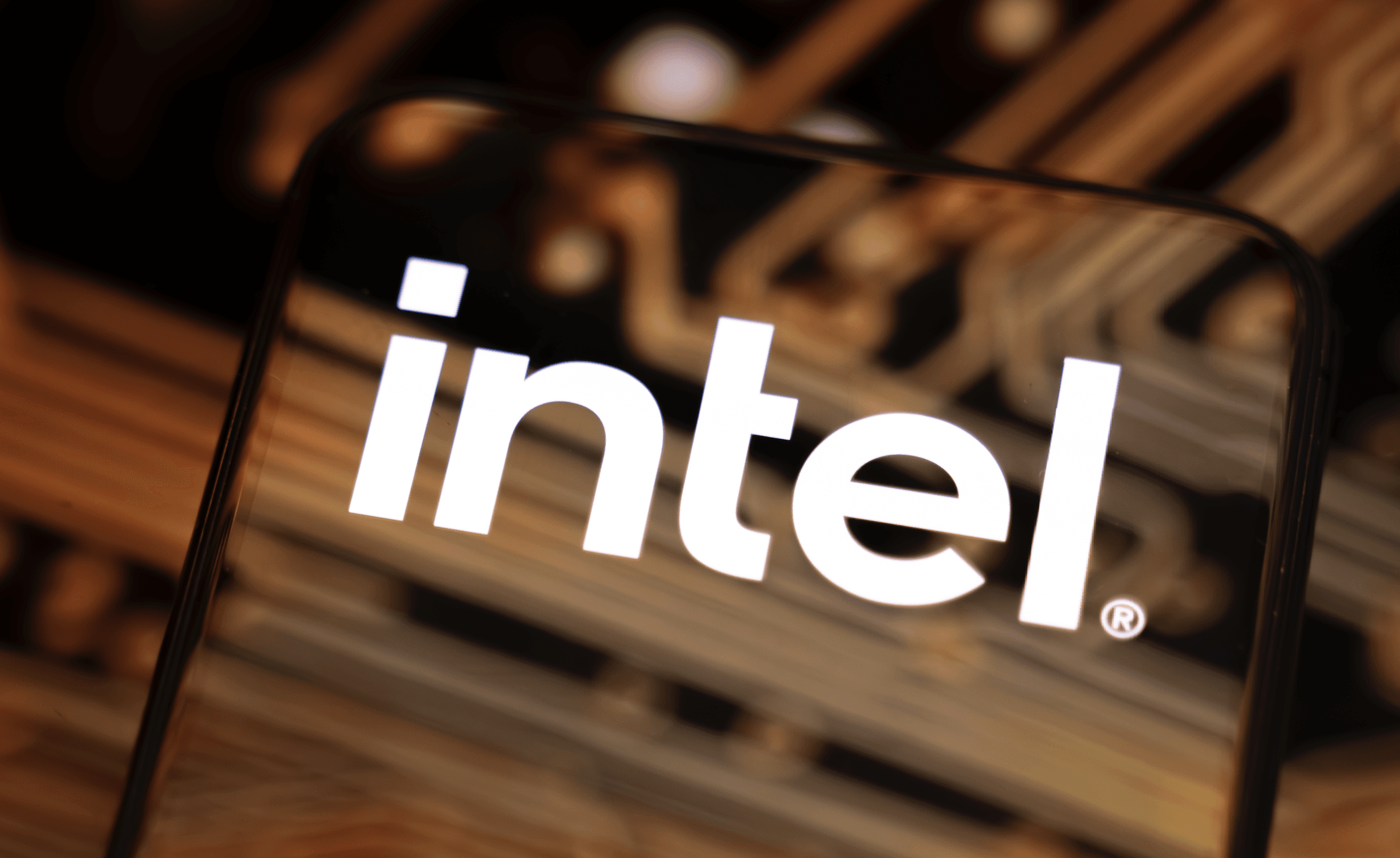 Intel Faces Critical Supply Shortages Amid Soaring AI Server Chip Demand