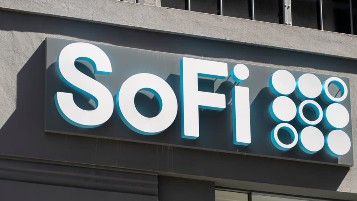 SoFi Accelerates Digital Asset Strategy with Successful Crypto Relaunch